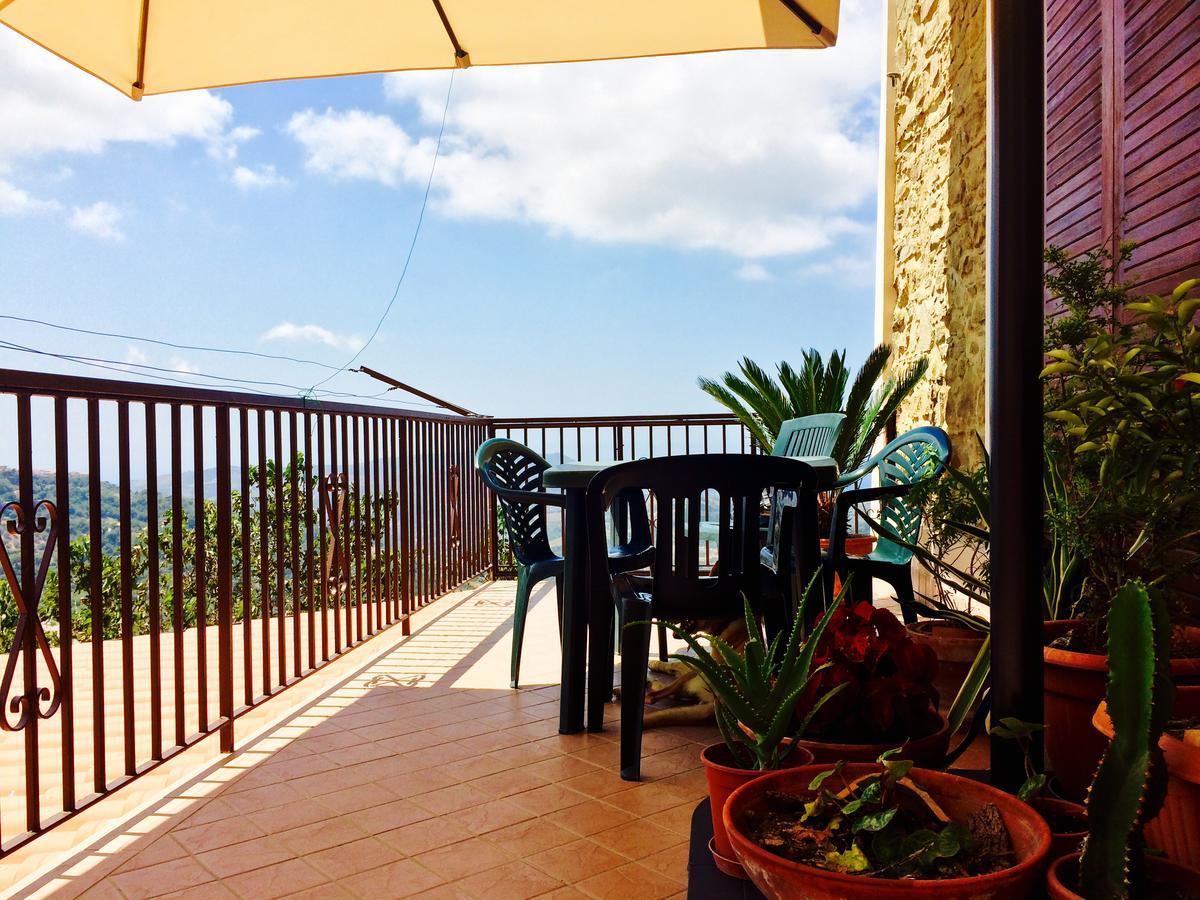 Pozzo Medievale Prignano Cilento Экстерьер фото